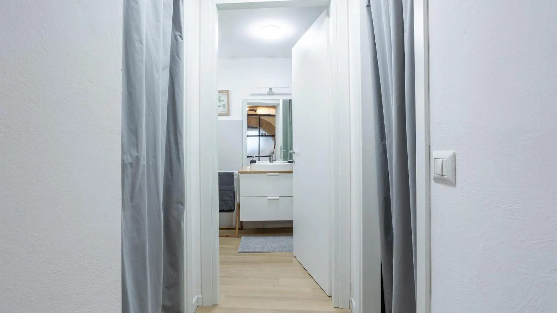 Mari Studio Flat - Posto Auto E Metro - Italywego Perugia
