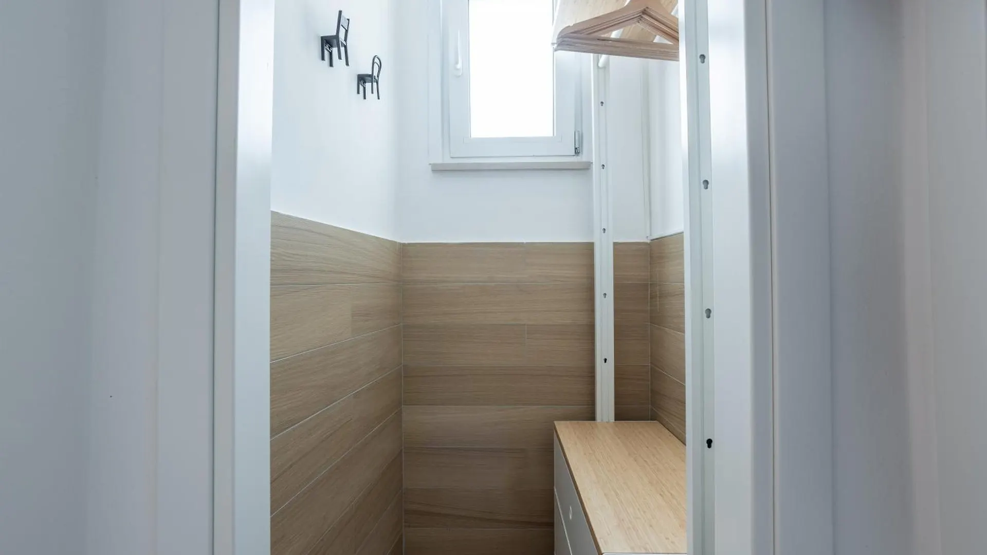 Mari Studio Flat - Posto Auto E Metro - Italywego Perugia 0*,